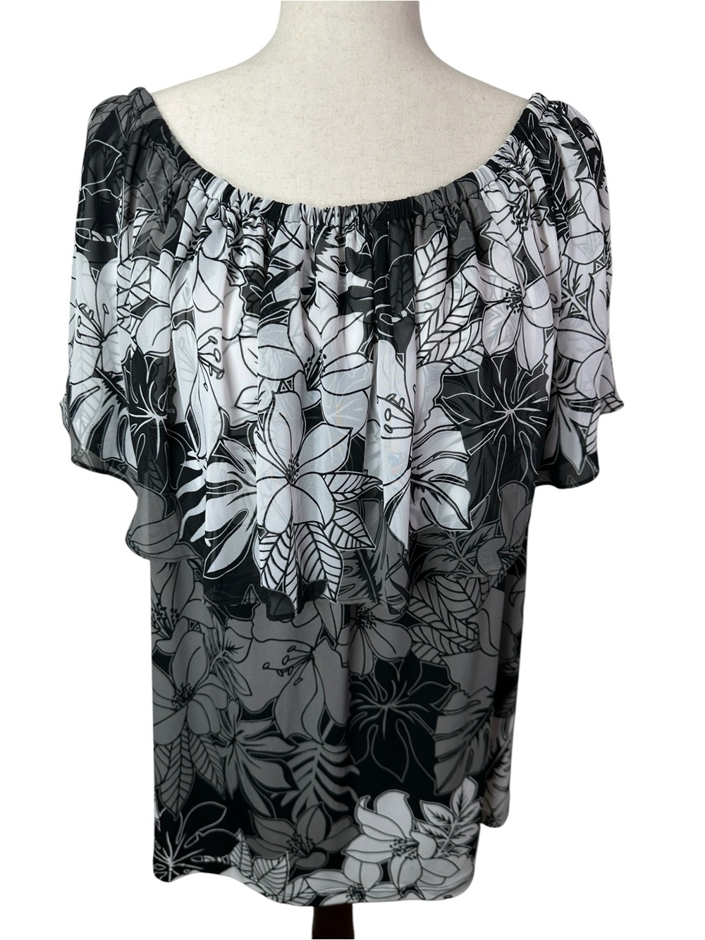 Susan Graver 1X Black White Floral Ruffle Off Shoulder Blouse